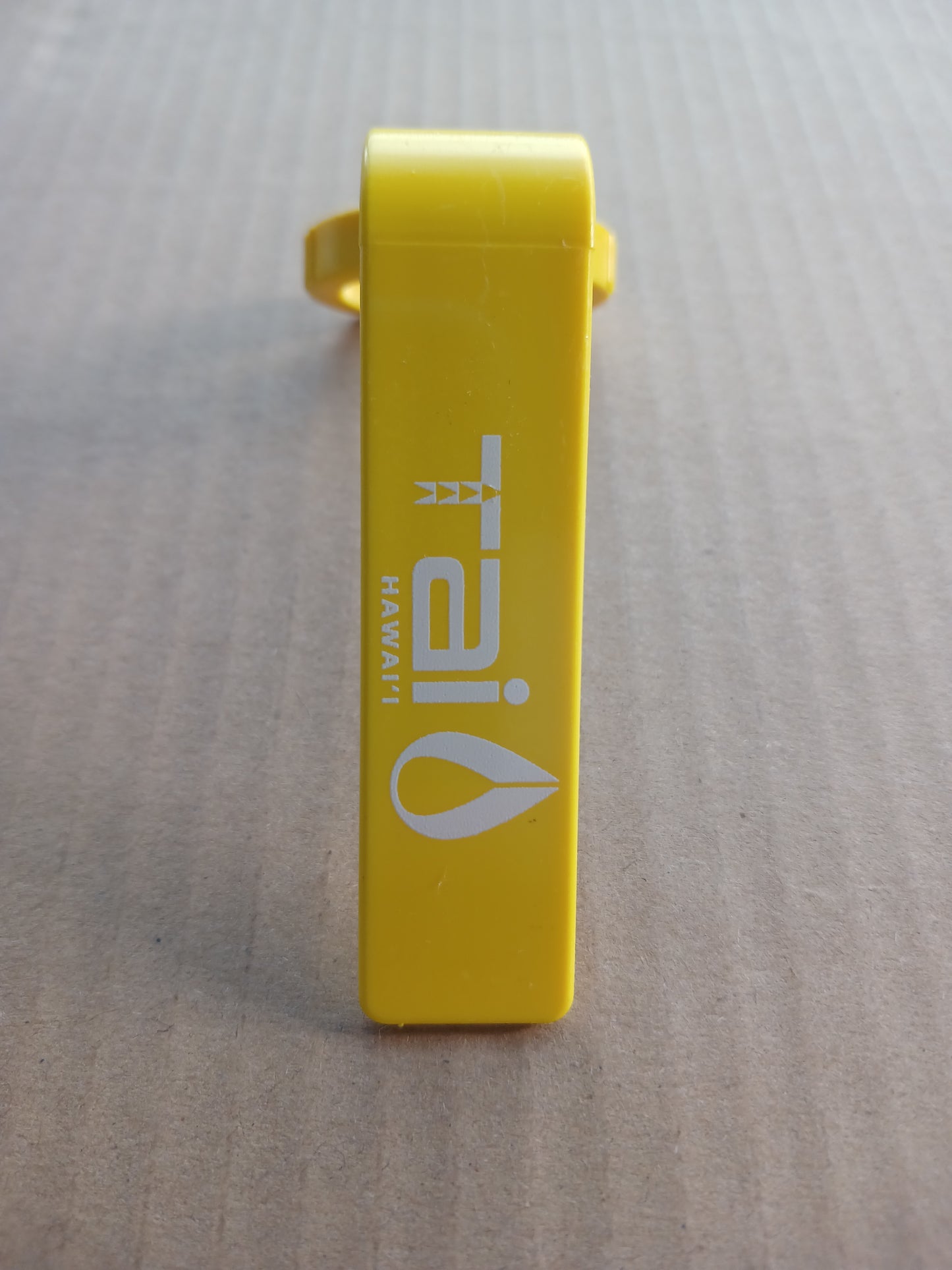 Tai Hawai'i drink bottle clip